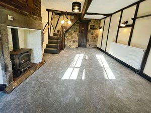 Lounge- click for photo gallery